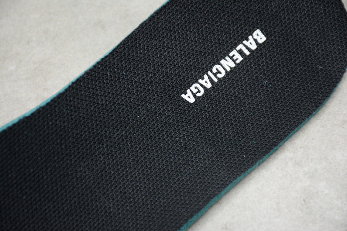 Ba*len*cia*ga speed sneaker