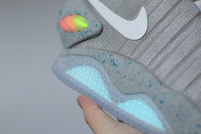 nike mag