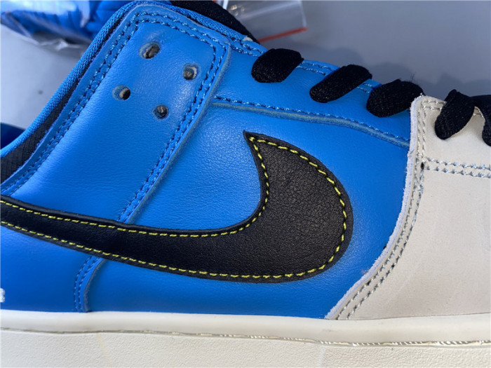 instant skateboard x nike dunk sb low cz5128-400