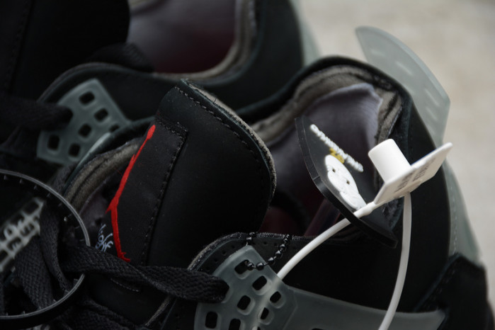 o-w x air jordan 4 “bred” cv9388-001