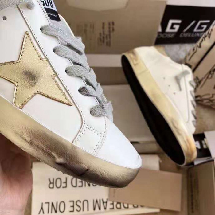 golden goose sneaker
