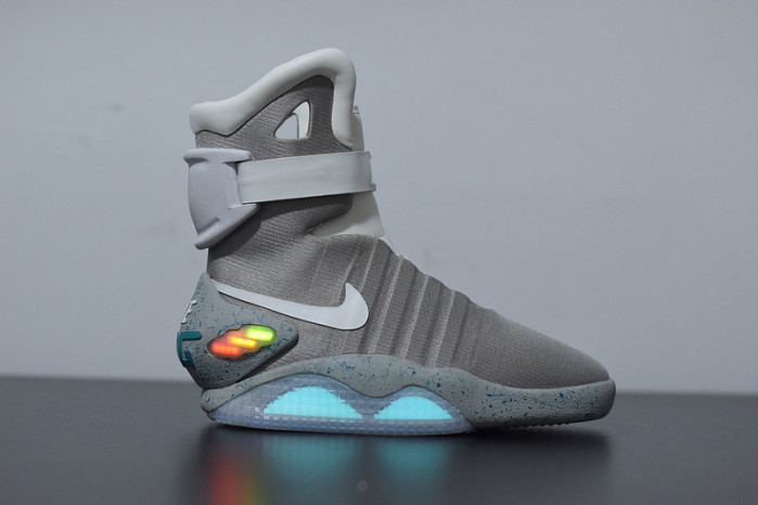 nike mag