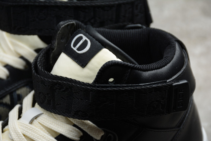 D*or b27 high top sneaker