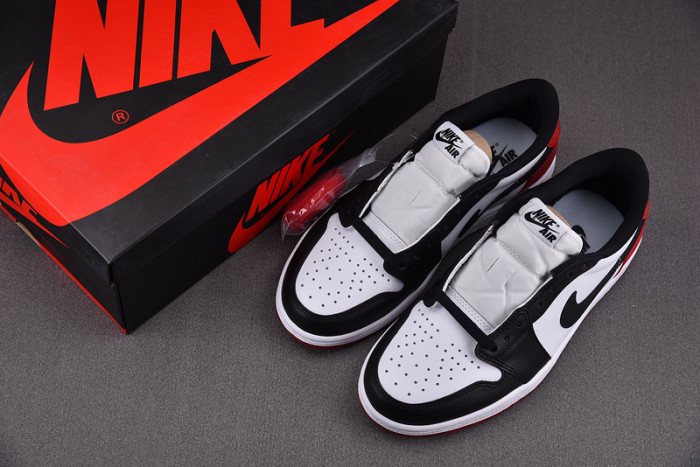 jordan 1 low black toe (gs) 553560-116
