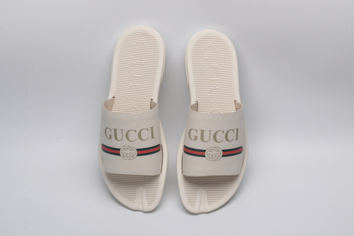 GUCC SANDALS