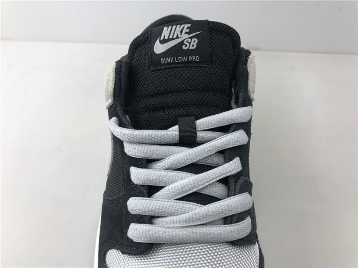 nike sb zoom dunk low pro black/wolf grey-white-white 854866-001