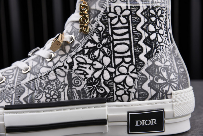 D*or b23 oblique high top sneaker