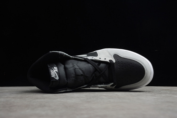 air jordan 1 retro high black white light smoke grey 555088-035