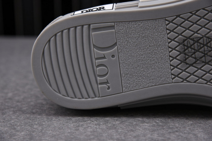 D*or b23 oblique high top sneaker