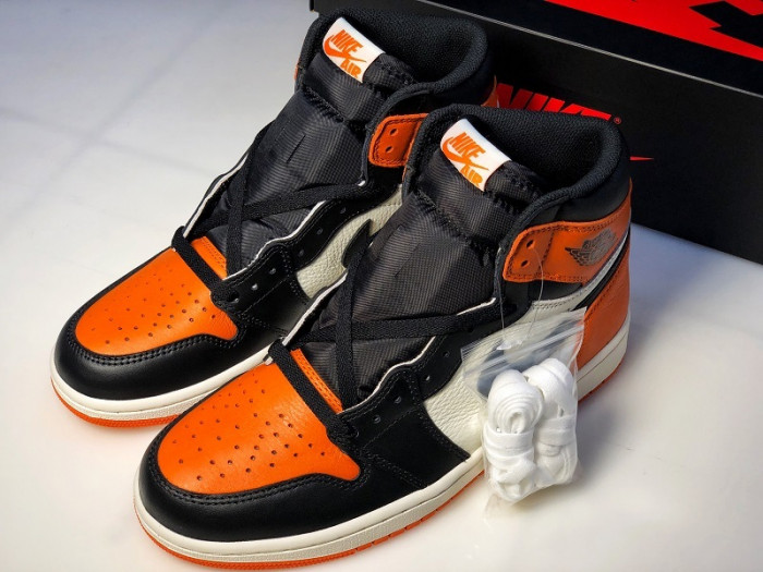 jordan 1 retro high shattered backboard 555088-005