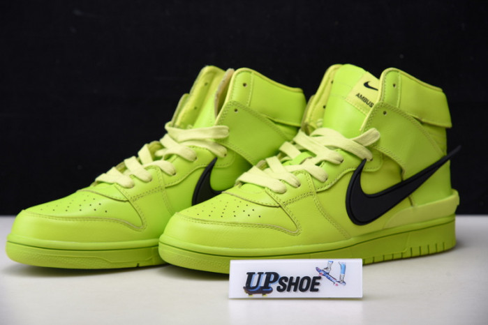 nike dunk high ambush flash lime cu7544-300