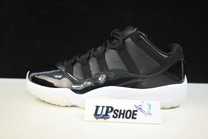 air jordan 11 retro low black-white av2187 001