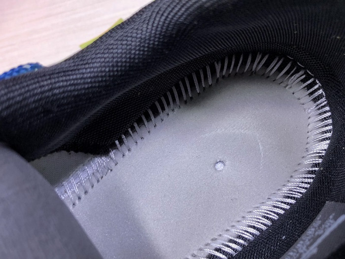 o-w x nike zoom terra kiger 5 cd8179-300