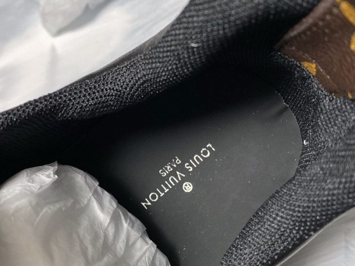 lv archlight sneaker