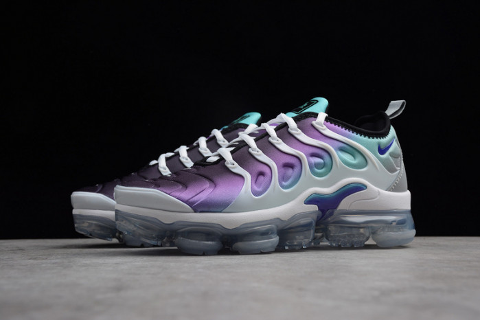 vapormax plus white/fierce purple 924453-101