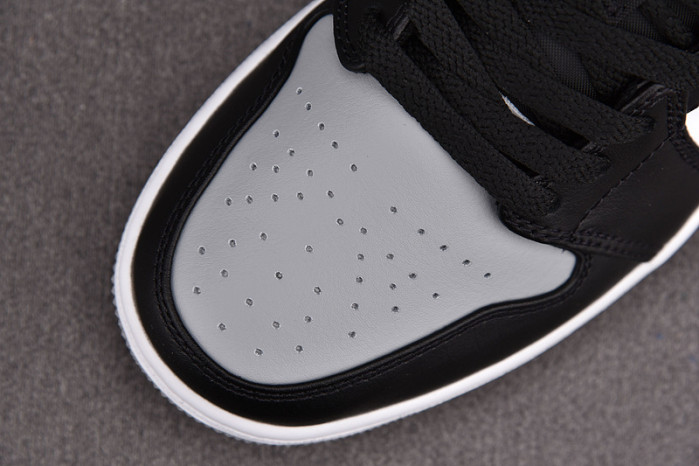 jordan 1 low shadow toe 553558-052