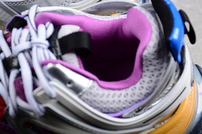 Ba*len*cia*ga track low top sneakers in multicolor 542436 w2fsa 8123