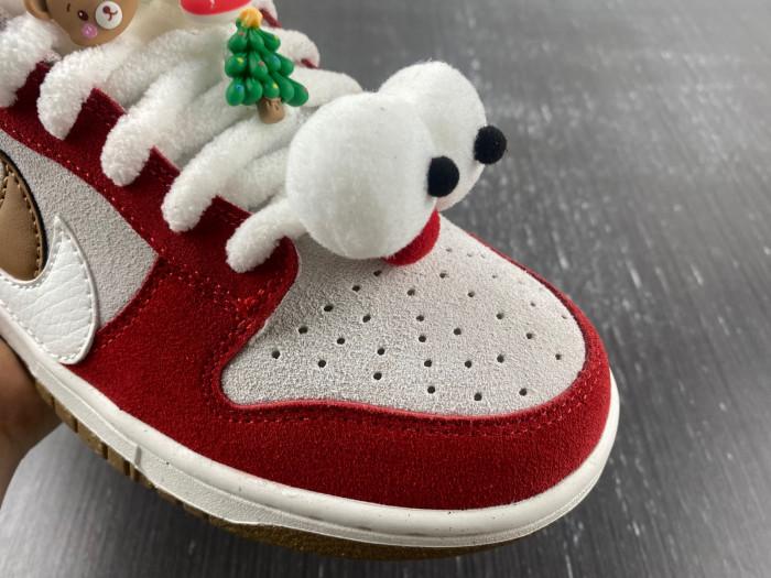nike sb dunk low 85 christmas white red brown green do9457-112